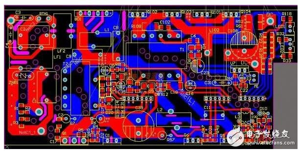 贴片加工中电路板应能承受安装和工作中所受的各种外力和震动。为此电路板应具有合理的形状，板上的各种孔（螺钉孔、异型孔）的位置要合理安排。一般孔与板边距离至少要大于孔的直径。同时还要注意异型孔造成的板薄弱的截面也应具有足够的抗弯强度。板上直接“伸”出设备外壳的接插件尤其要合理固定，保证长期使用的可靠性。