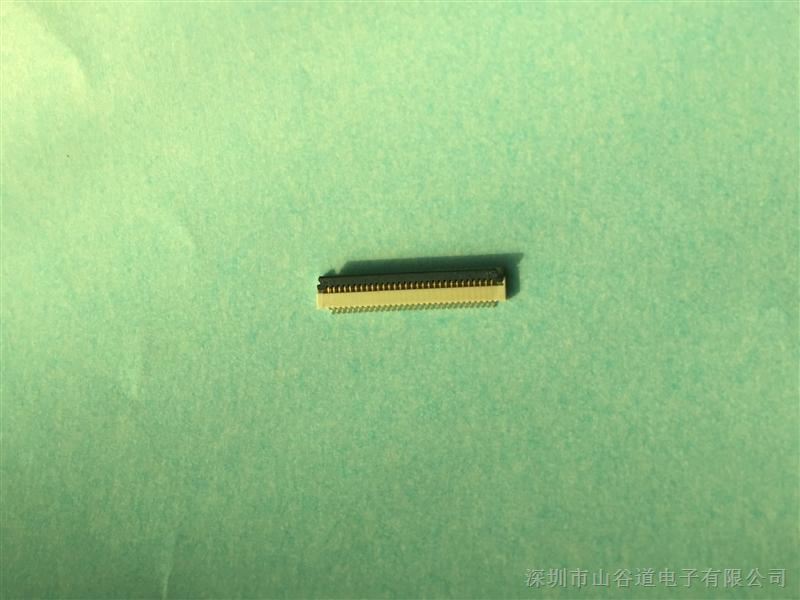 供应0.5mm系列FPC线对板座子连接器，大量供应24P高度1.0H翻盖式下接0.5FPC插座