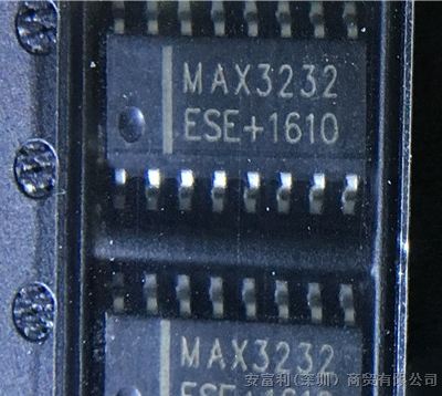 接口驱动器 MAX3232ESE+T 接收器收发器