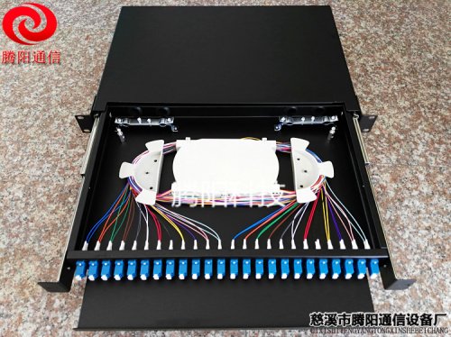 光纤终端盒24口 SC抽拉式配线架