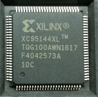XC95144XL-10TQG100C  （现场可编程门阵列