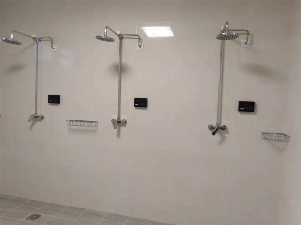 供应淋浴节水控制器，ic卡淋浴器，刷卡控水器